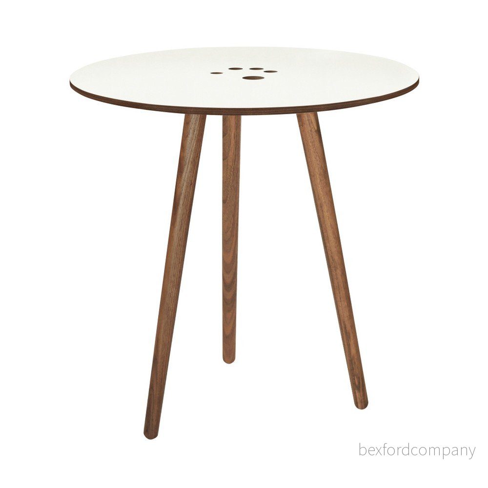 Bílý odkládací stolek s tmavě hnědýma nohama WOOD AND VISION Handy, ⌀ 50 cm v:1241796