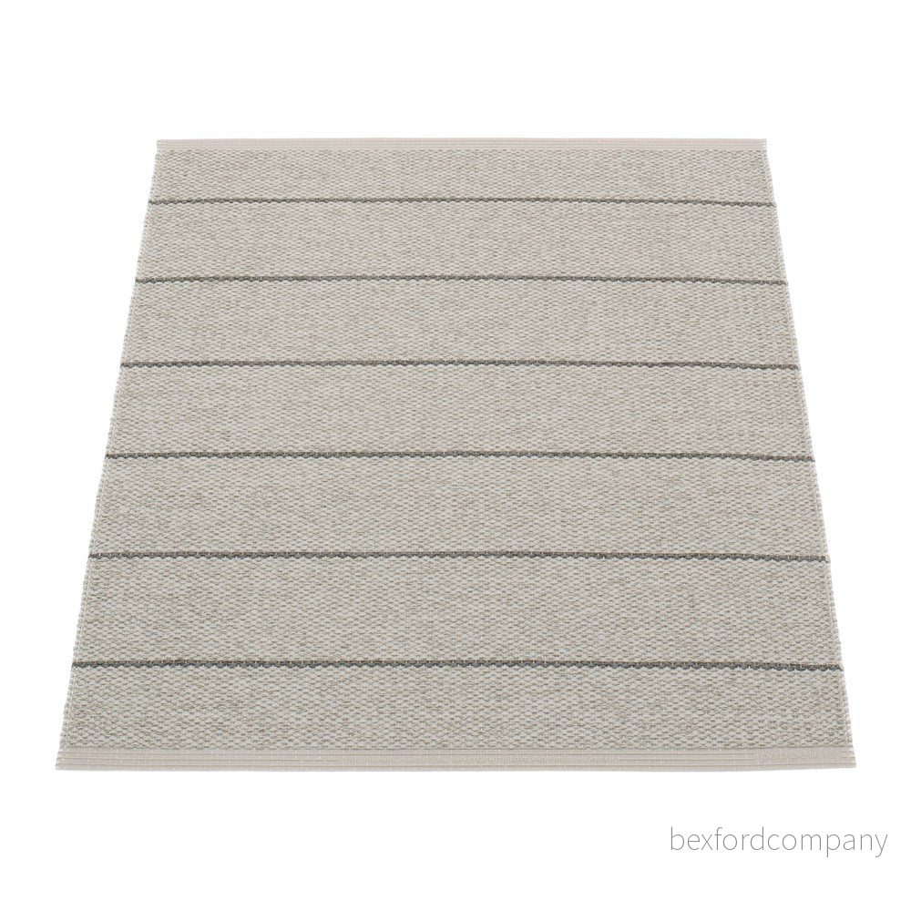 Šedý vnitřní a venkovní koberec 180x260 cm Carl Warm Grey – Pappelina v:1732954
