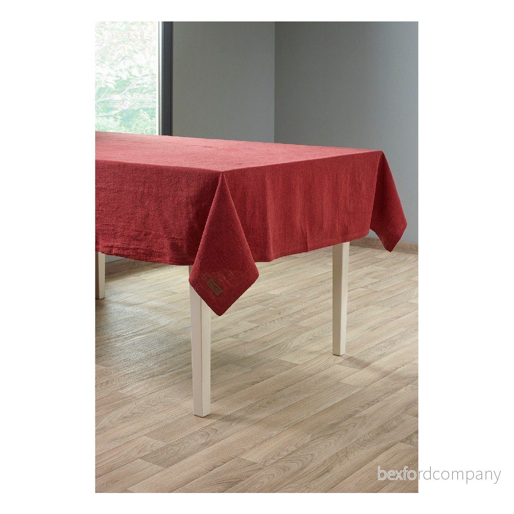 Vínově červený ubrus s příměsí lnu Tiseco Home Studio, 135 x 240 cm v:1277638