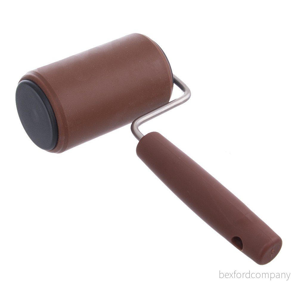 Silikonový váleček s hnědou rukojetí Orion Mini v:1164200