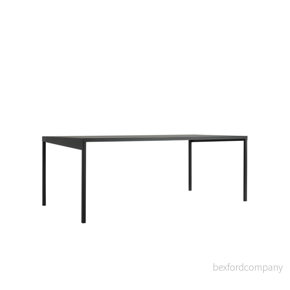 Černý kovový jídelní stůl Custom Form Obroos, 180 x 90 cm v:1303250