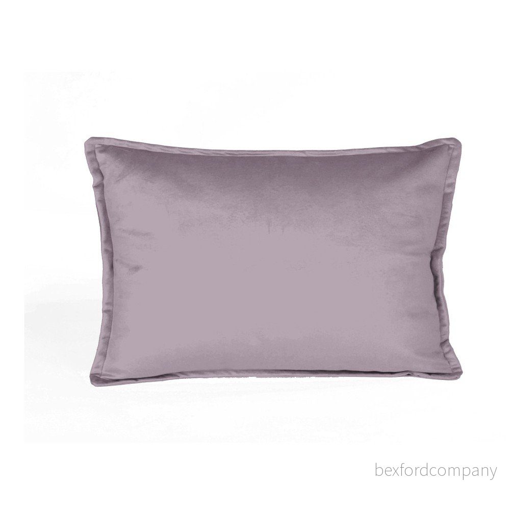 Světle fialový dekorativní povlak na polštář Velvet Atelier, 50 x 35 cm v:1097670
