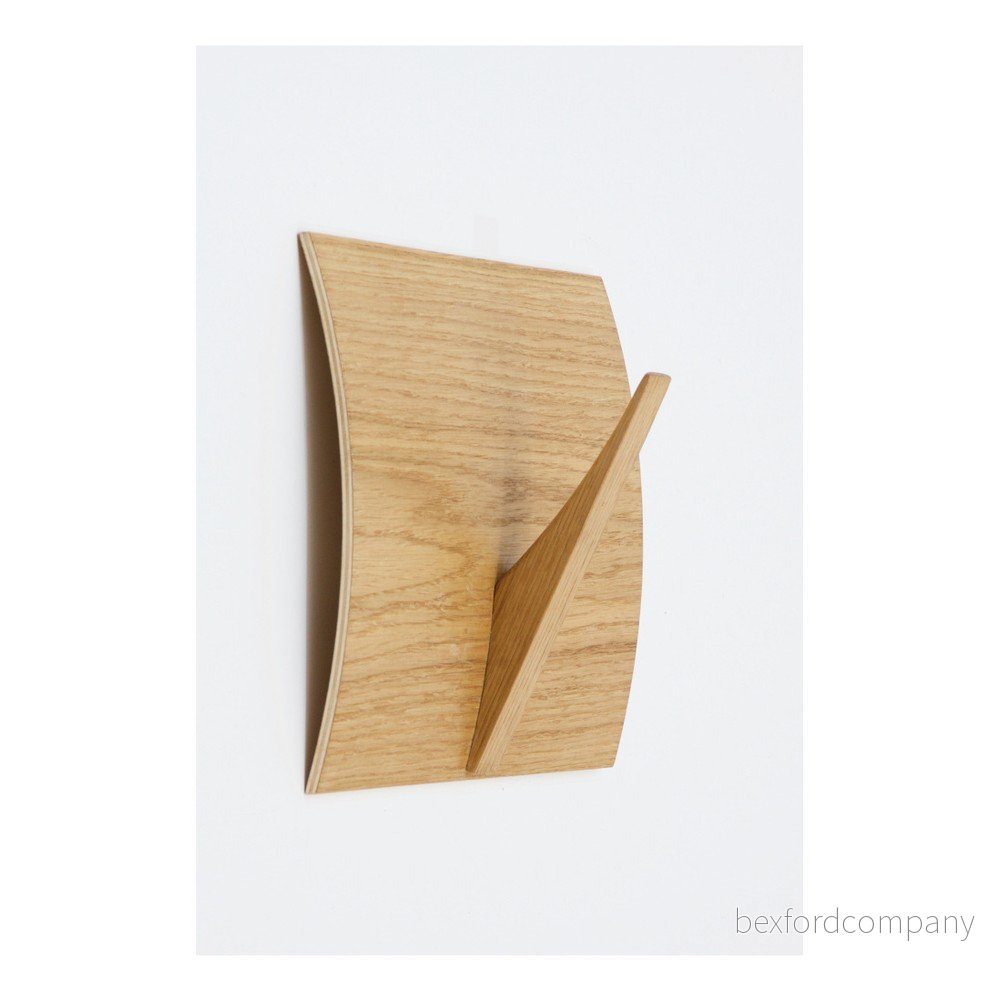 Nástěnný věšák z masivního dřeva Woodman Rack Naki Oak v:980556